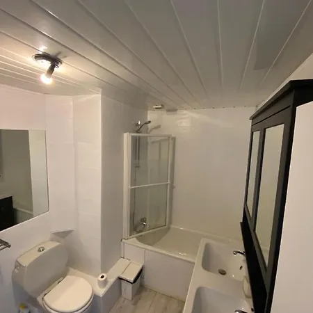 - Proche Gare Tgv Et Paris *